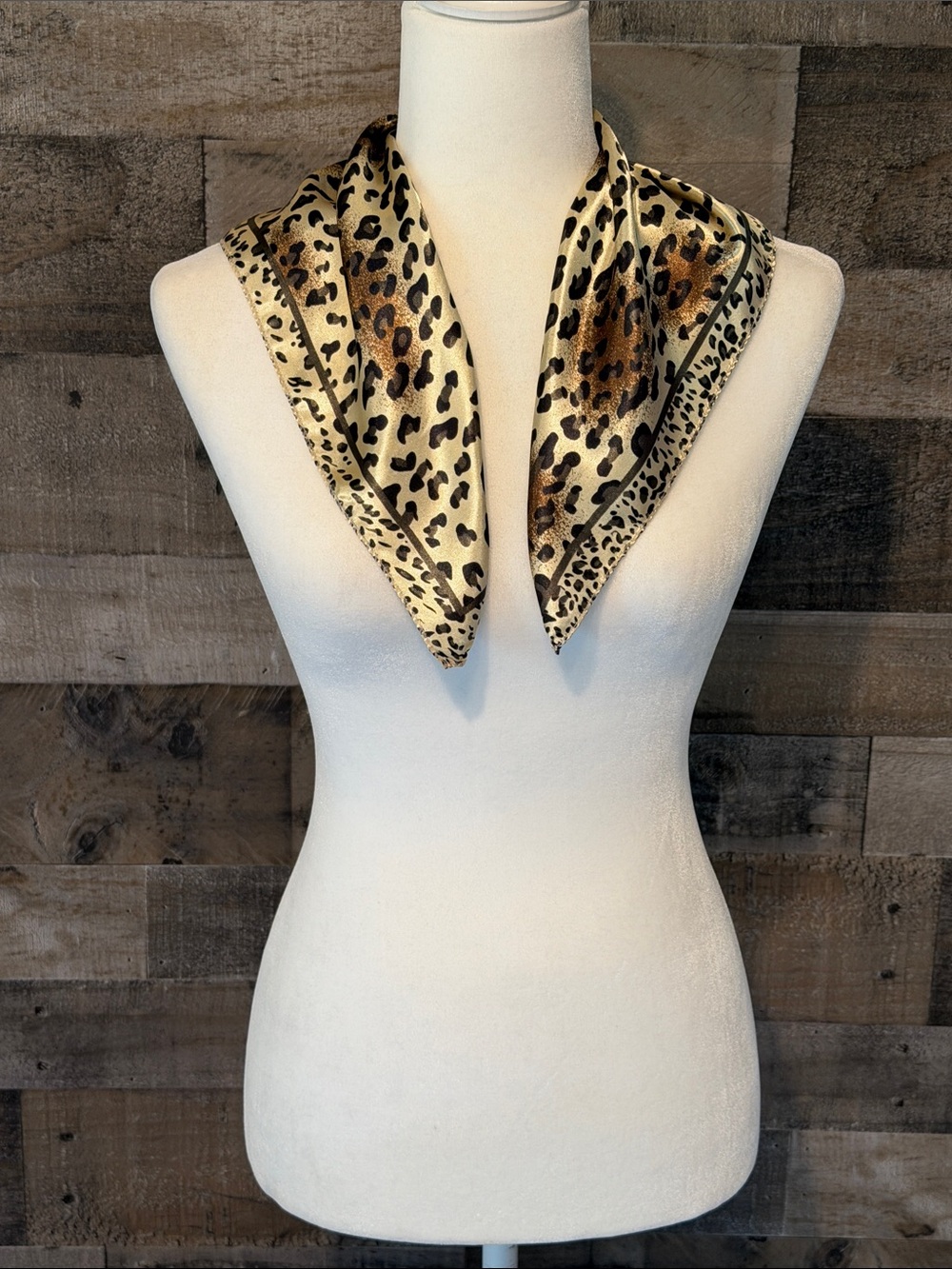 Leopard Print Scarf - Picture 16 of 16